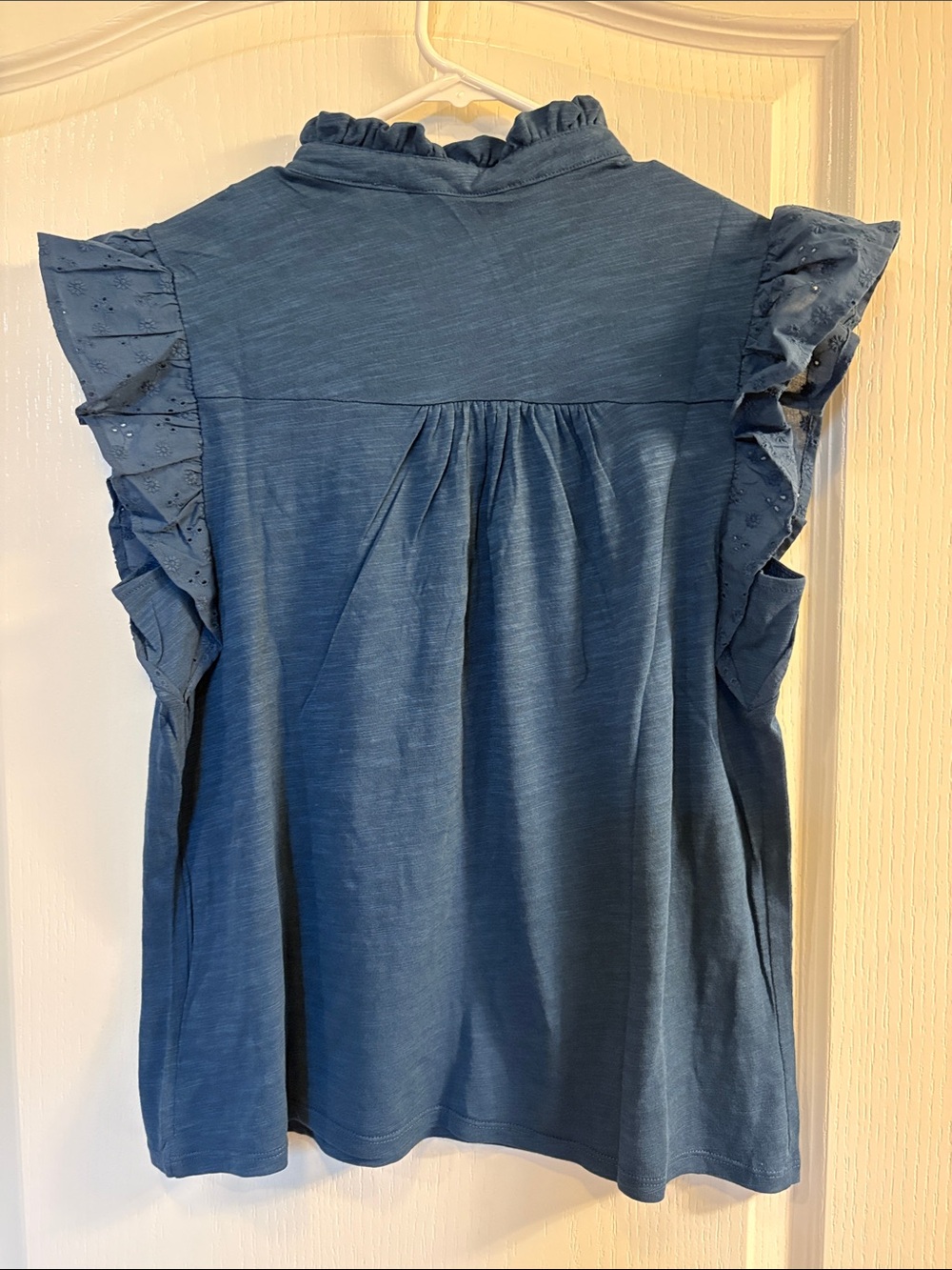 Blue Eyelet Ruffle Sleeve Top | Vintage America - Picture 12 of 13